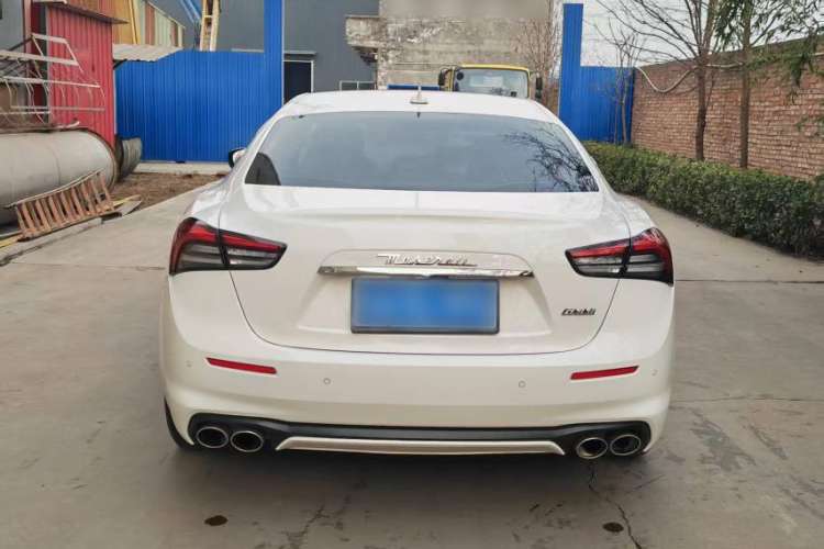 Used Maserati Ghibli 2021 2.0T Sharp Edition Exterior 4