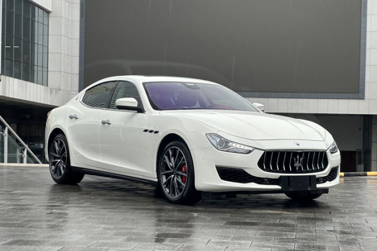 Used Maserati Ghibli 2021 2.0T Sharp Edition Exterior 4
