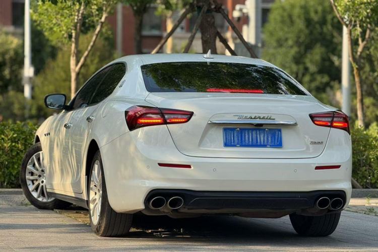 Used Maserati Ghibli 2021 2.0T Sharp Edition Exterior 4