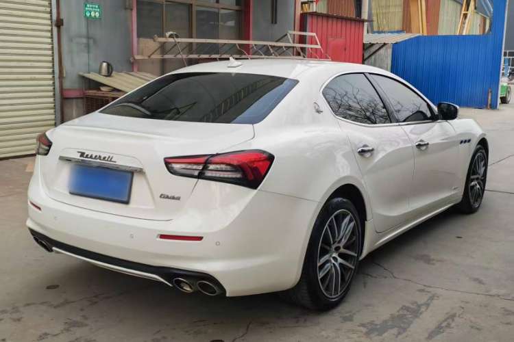 Used Maserati Ghibli 2021 2.0T Sharp Edition Exterior 5