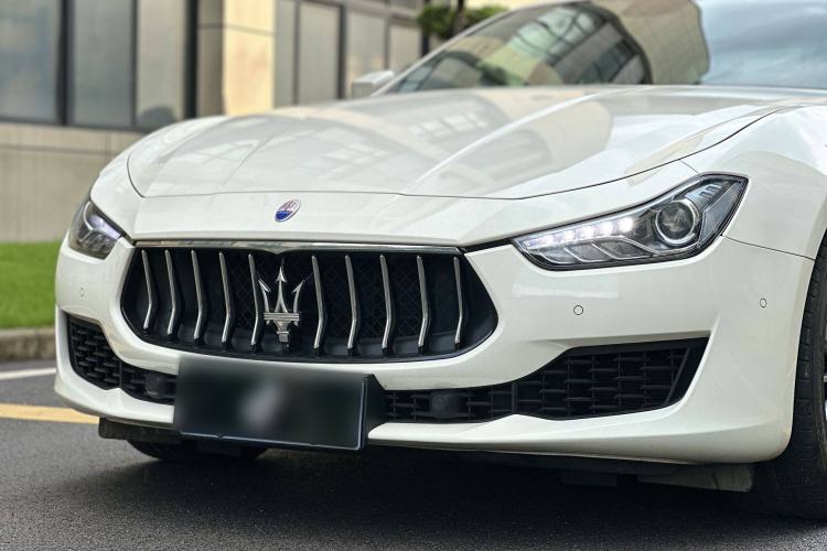 Used Maserati Ghibli 2021 2.0T Sharp Edition Exterior 7