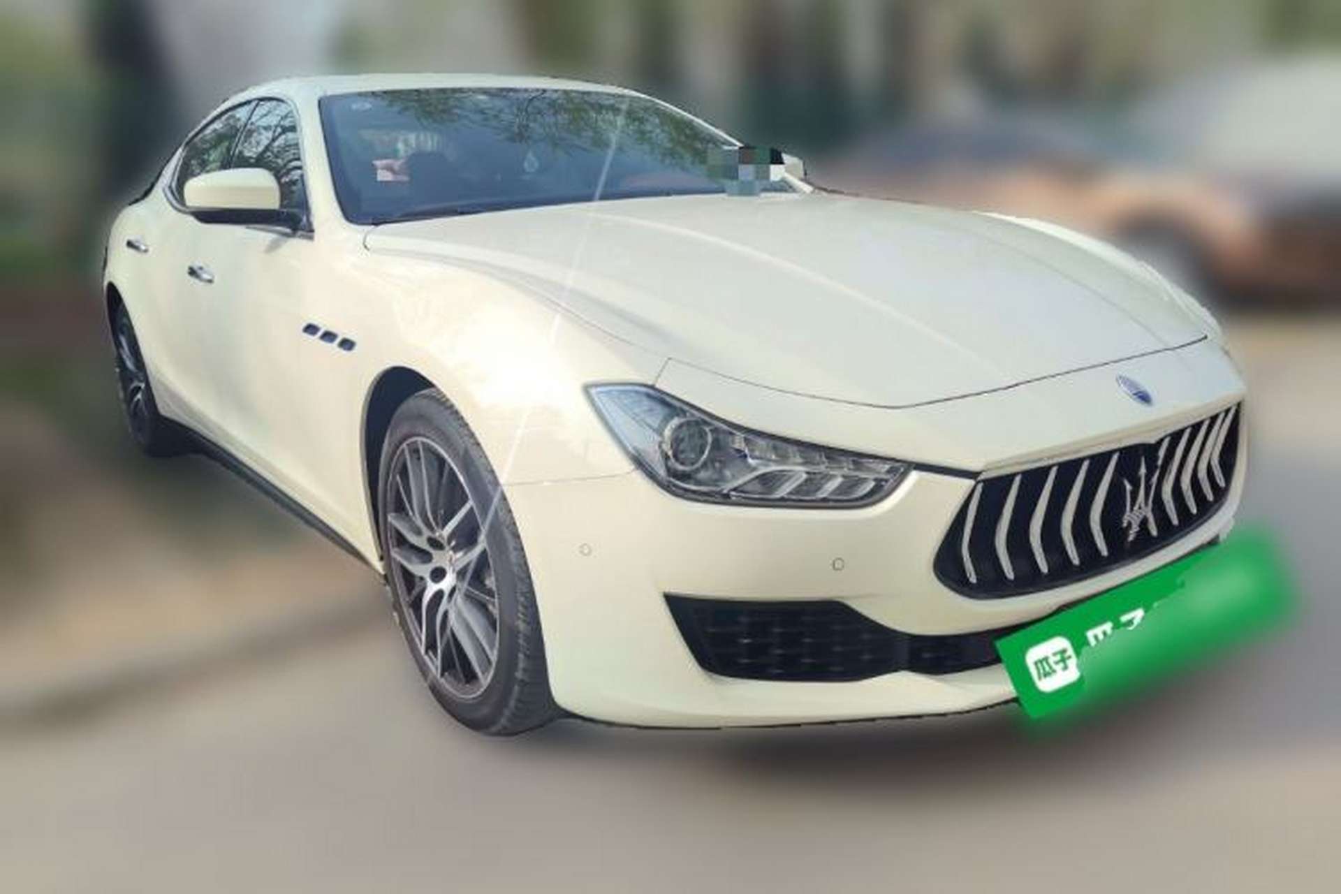 Used Maserati Ghibli 2021 2.0T Sharp Edition Front Right 45 Deg
