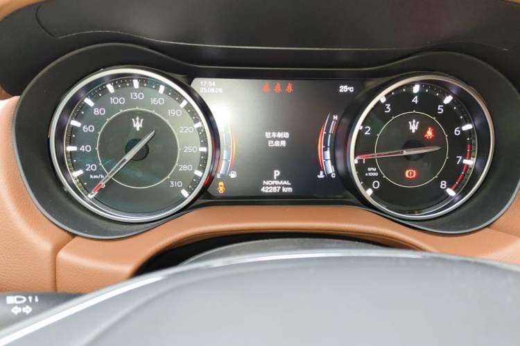 Used Maserati Ghibli 2021 3.0T GranSport Instrument Cluster