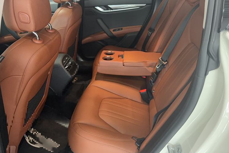 Used Maserati Ghibli 2021 2.0T Sharp Edition Interior 1
