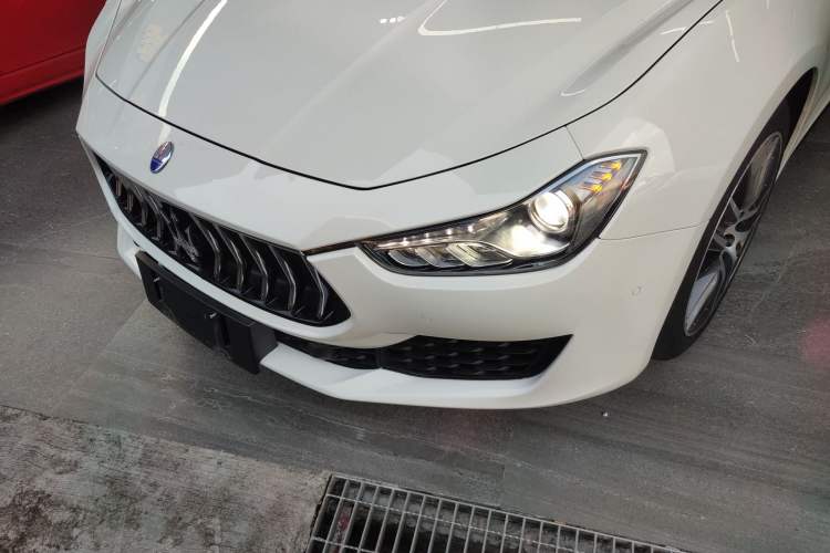 Used Maserati Ghibli 2021 2.0T Sharp Edition Left Front Headlight
