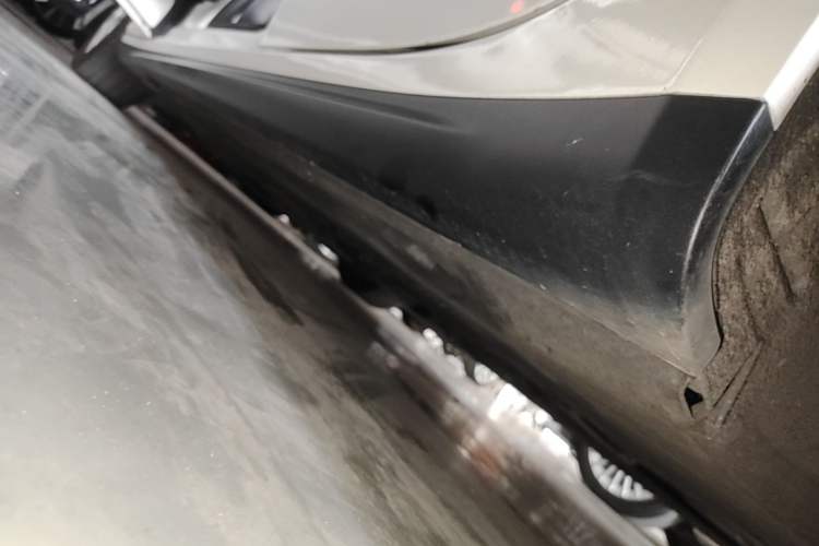 Used Maserati Ghibli 2021 2.0T Sharp Edition Left Side Sill