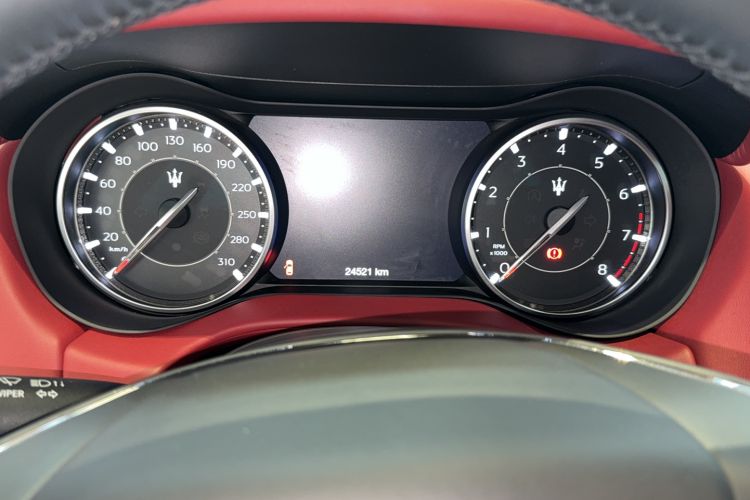 Used Maserati Ghibli 2021 2.0T Sharp Edition Odometer Close Up