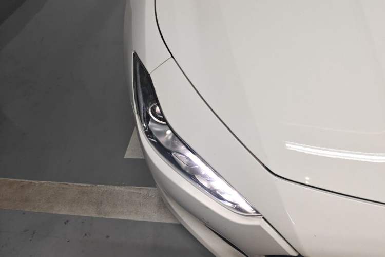Used Maserati Ghibli 2021 2.0T Sharp Edition Right Front Headlight