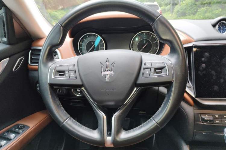 Used Maserati Ghibli 2021 3.0T GranSport Steering Wheel
