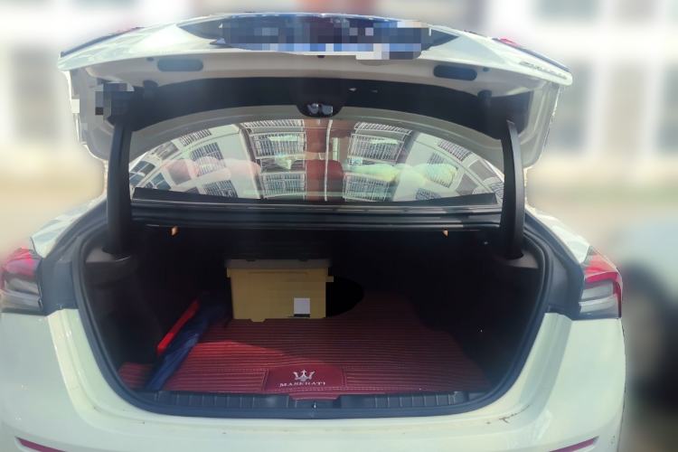 Used Maserati Ghibli 2021 2.0T Sharp Edition Trunk