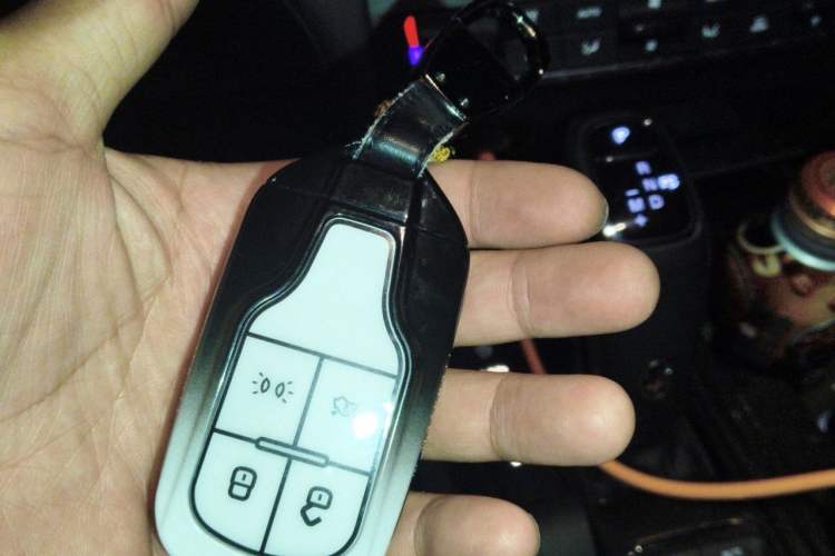 Used Maserati Ghibli 2021 2.0T Sharp Edition Vehicle Key