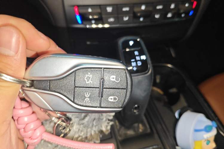 Used Maserati Ghibli 2021 2.0T Sharp Edition Vehicle Key