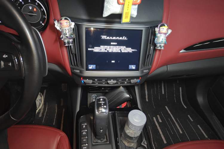 Used Maserati Ghibli 2022 3.0T Modena Audio And AC Panel