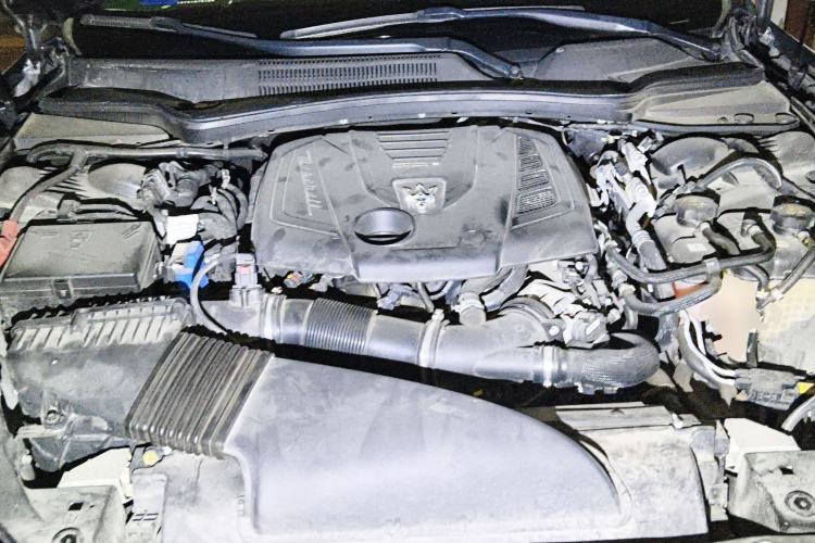 Used Maserati Ghibli 2022 2.0T GT Sharp Edition Engine Bay
