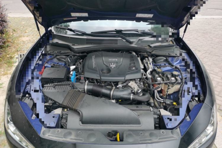 Used Maserati Ghibli 2022 2.0T GT Sharp Edition Engine Bay