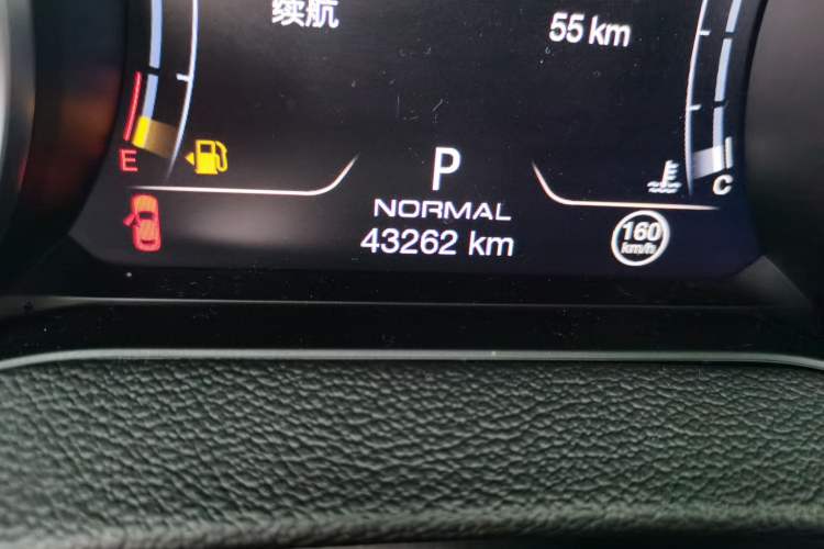 Used Maserati Ghibli 2022 2.0T GT Sharp Edition Odometer Close Up