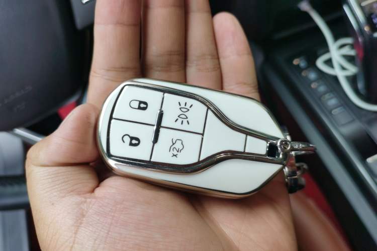 Used Maserati Ghibli 2022 2.0T GT Sharp Edition Vehicle Key