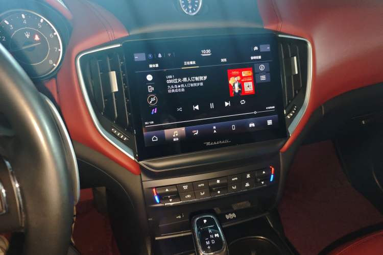 Used Maserati Ghibli 2022 2.0T GT Sharp Edition Audio And AC Panel