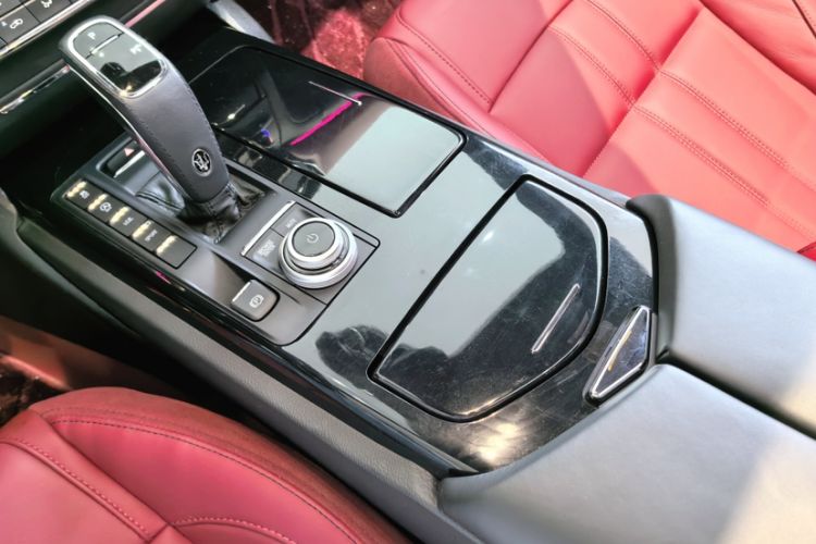 Used Maserati Ghibli 2022 3.0T Modena Interior 5