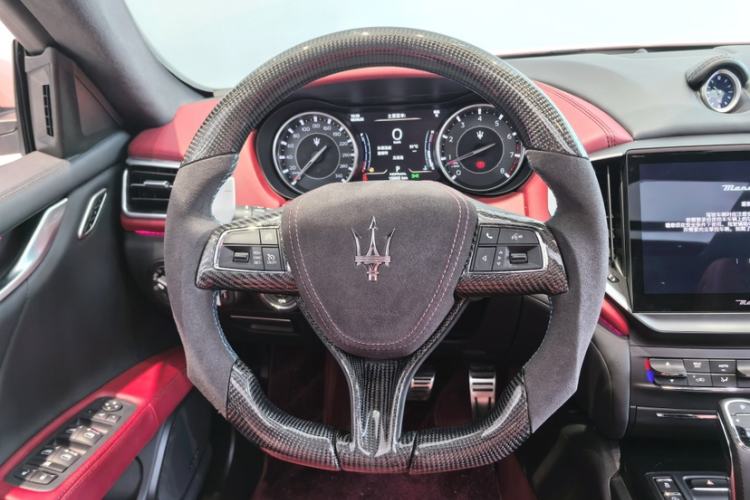 Used Maserati Ghibli 2022 3.0T Modena Interior 9