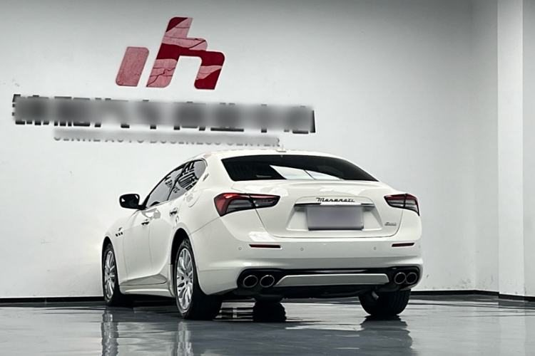 Used Maserati Ghibli 2022 2.0T GT Sharp Edition Exterior 4