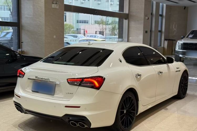 Used Maserati Ghibli 2022 3.0T Modena Exterior 4