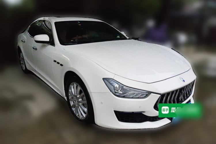 Used Maserati Ghibli 2022 2.0T GT Sharp Edition Front Right 45 Deg