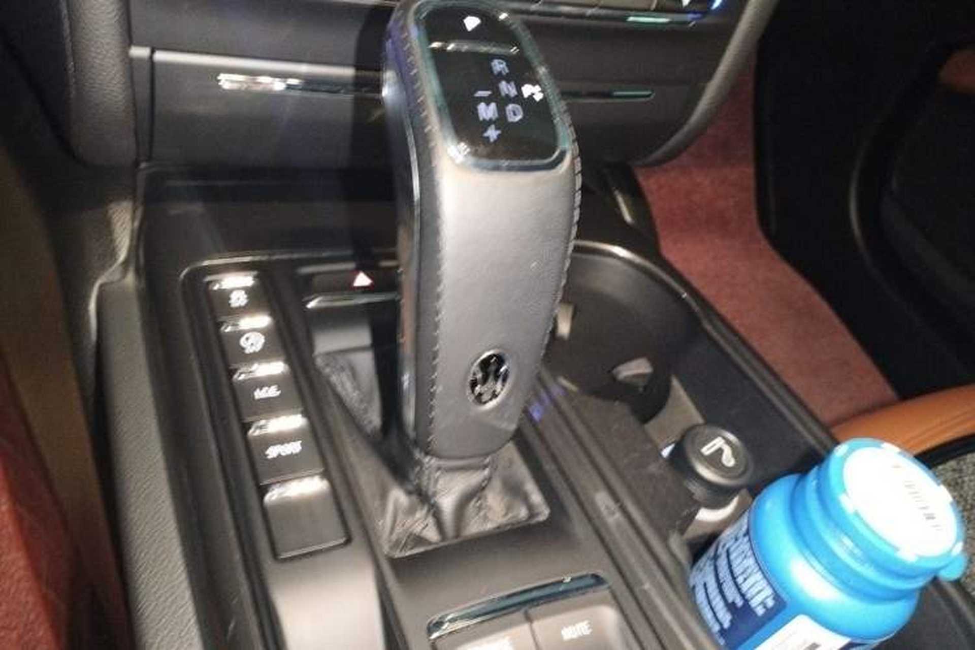 Used Maserati Ghibli 2022 2.0T GT Sharp Edition Gear Lever