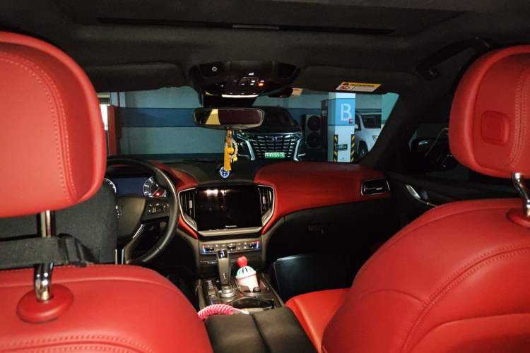Used Maserati Ghibli 2022 2.0T GT Sharp Edition Headliner