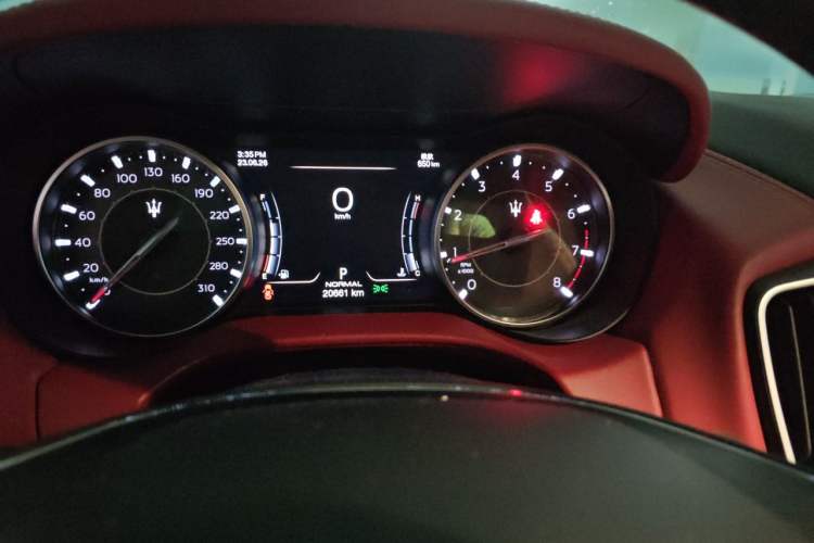 Used Maserati Ghibli 2022 2.0T GT Sharp Edition Instrument Cluster