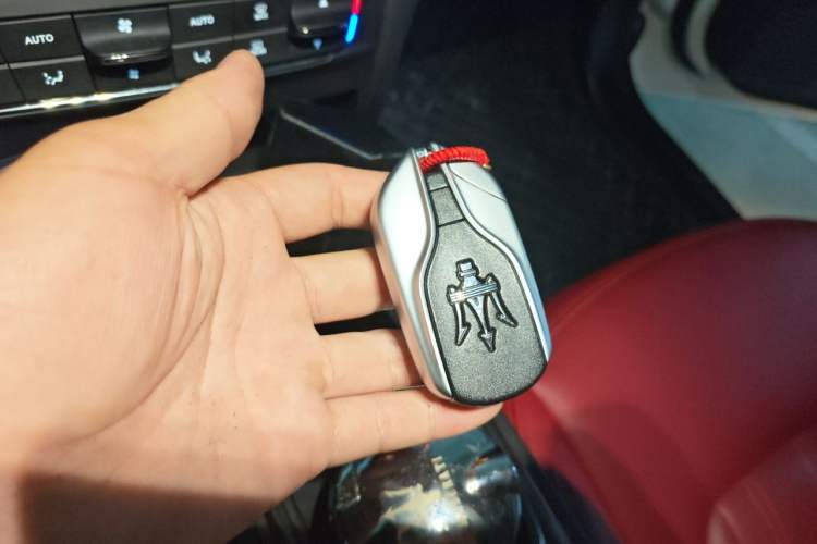 Used Maserati Ghibli 2022 2.0T GT Sharp Edition Interior 1
