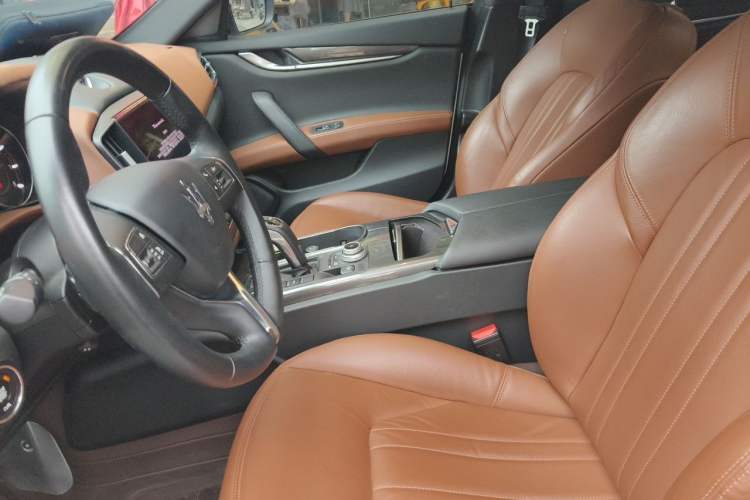 Used Maserati Ghibli 2022 2.0T GT Sharp Edition Left Front Seat