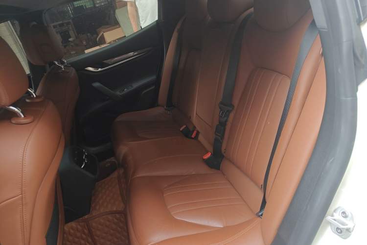 Used Maserati Ghibli 2022 2.0T GT Sharp Edition Left Rear Seat