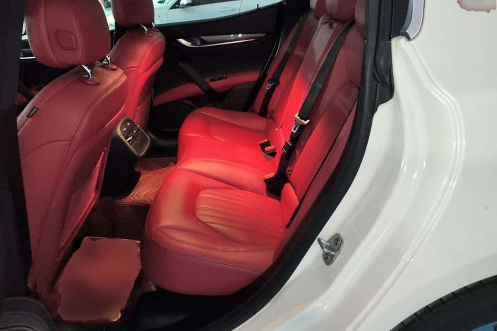 Used Maserati Ghibli 2022 2.0T GT Sharp Edition Left Rear Seat