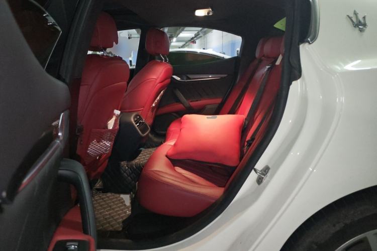 Used Maserati Ghibli 2022 2.0T GT Sharp Edition Left Rear Seat