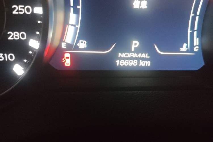 Used Maserati Ghibli 2022 2.0T GT Sharp Edition Odometer Close Up