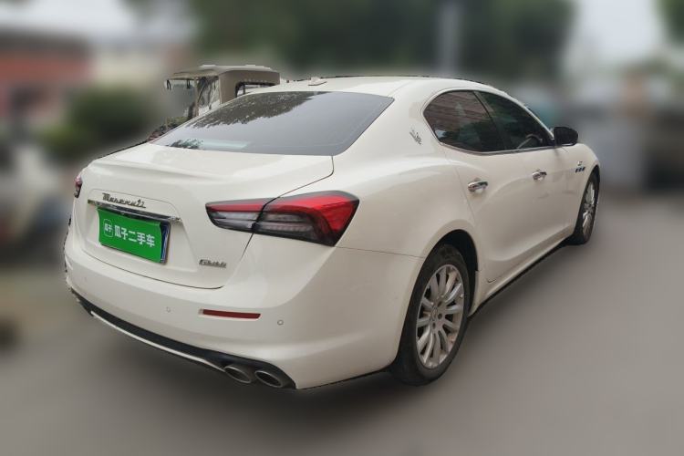 Used Maserati Ghibli 2022 2.0T GT Sharp Edition Rear Right 45 Deg