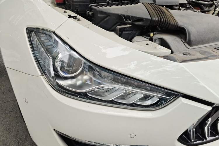 Used Maserati Ghibli 2022 2.0T GT Sharp Edition Right Front Headlight