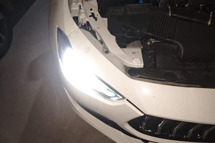 Used Maserati Ghibli 2022 2.0T GT Sharp Edition Right Front Headlight