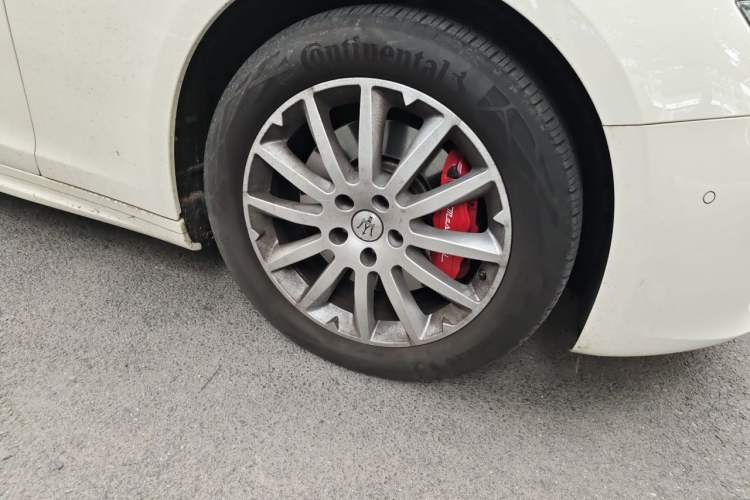 Used Maserati Ghibli 2022 2.0T GT Sharp Edition Right Front Wheel Hub