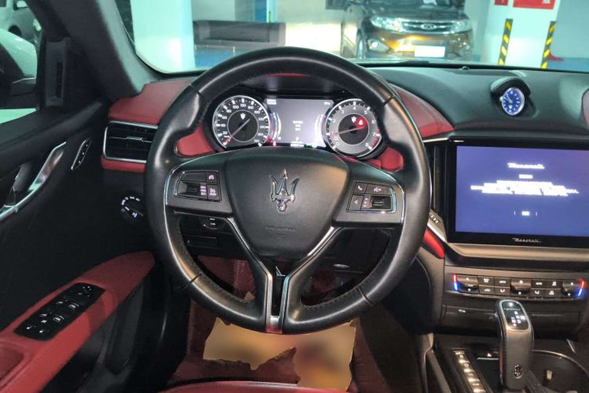 Used Maserati Ghibli 2022 2.0T GT Sharp Edition Steering Wheel