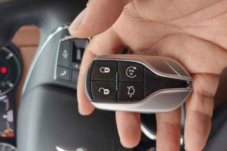 Used Maserati Ghibli 2022 2.0T GT Sharp Edition Vehicle Key