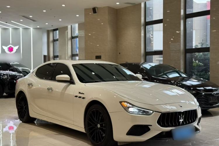 Used Maserati Ghibli 2023 3.0T Modena Exterior 2