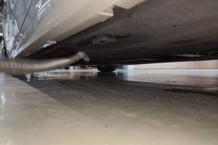 Used Maserati Ghibli 2023 2.0T GT Left Side Sill