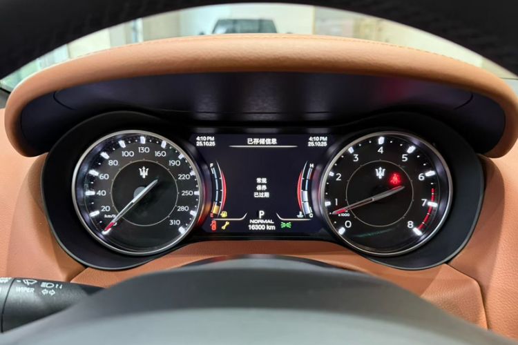 Used Maserati Ghibli 2023 3.0T Modena Odometer Close Up