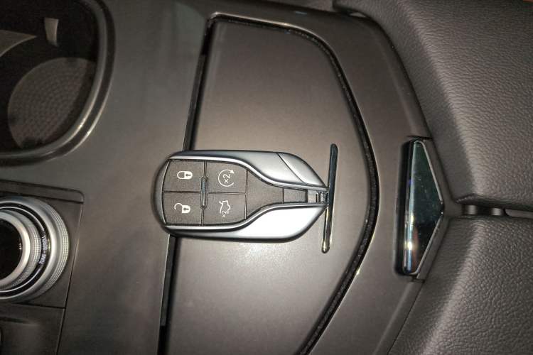 Used Maserati Ghibli 2023 2.0T GT Vehicle Key