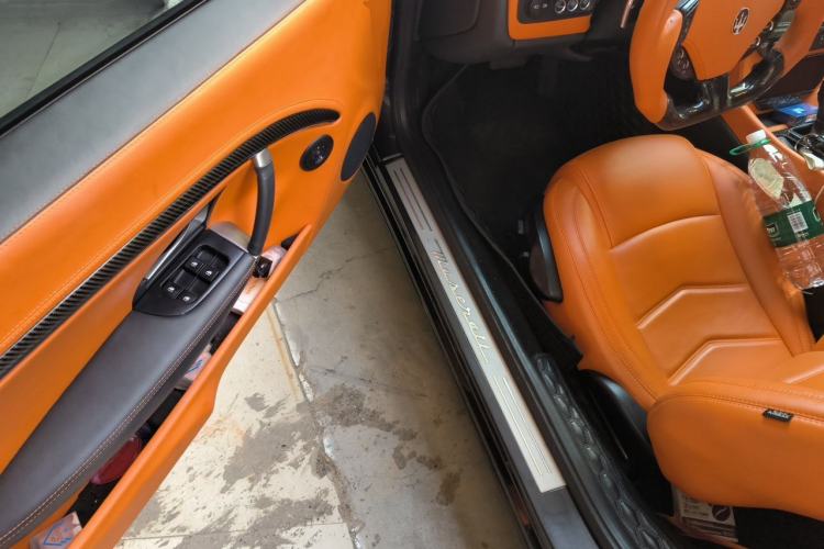 Used Maserati GranCabrio 2012 4.7L Sport Driver Seat