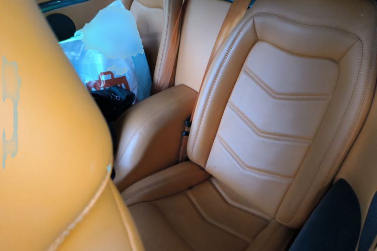 Used Maserati GranCabrio 2012 4.7L Sport Left Rear Seat