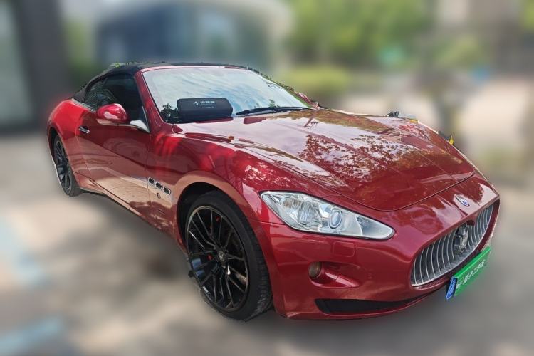 Used Maserati GranCabrio 2012 4.7L Sport Front Right 45 Deg