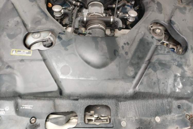 Used Maserati GranTurismo 2007 4.2L Standard Edition Engine Bay